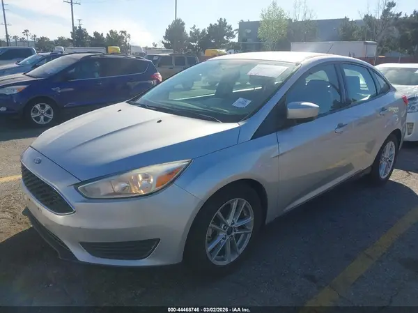 1FADP3F20JL328533 2018 FORD FOCUS - Image 2