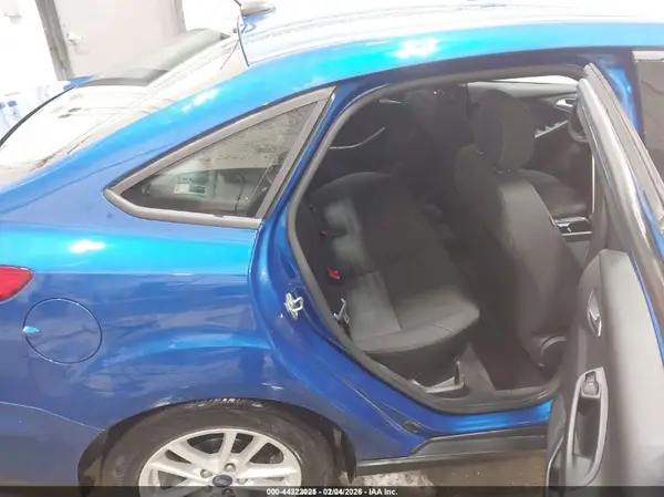 1FADP3F20JL329102 2018 FORD FOCUS - Image 8