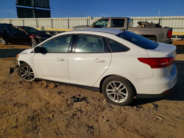 1FADP3F20JL329536 2018 FORD FOCUS - Image 2