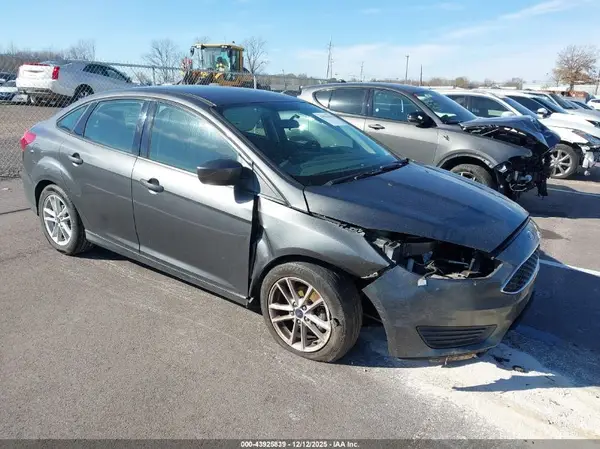 1FADP3F20JL332680 2018 FORD FOCUS - Image 1