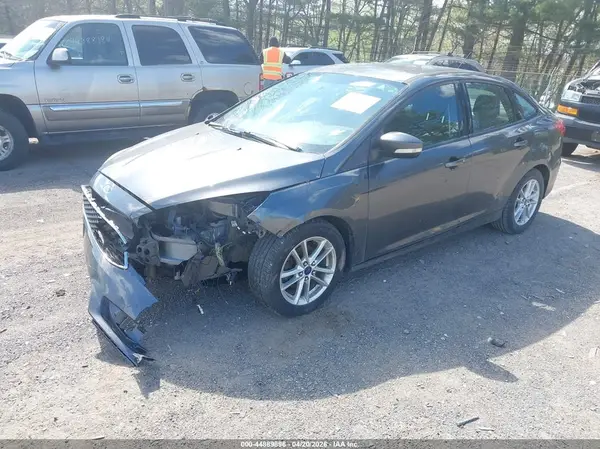 1FADP3F21GL202304 2016 FORD FOCUS - Image 2