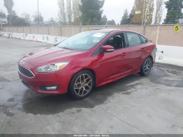 1FADP3F21GL203517 2016 FORD FOCUS - Image 2