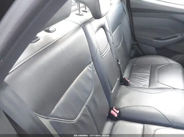 1FADP3F21GL240308 2016 FORD FOCUS - Image 8