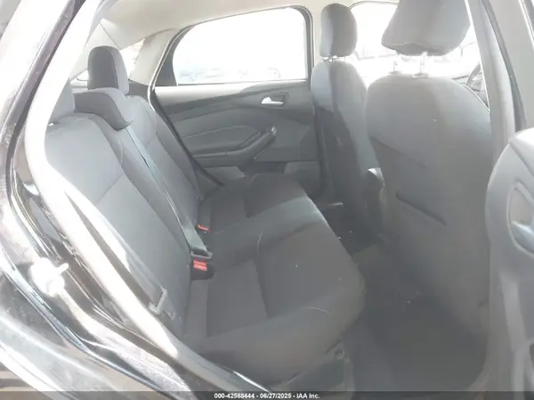 1FADP3F21GL246402 2016 FORD FOCUS - Image 8