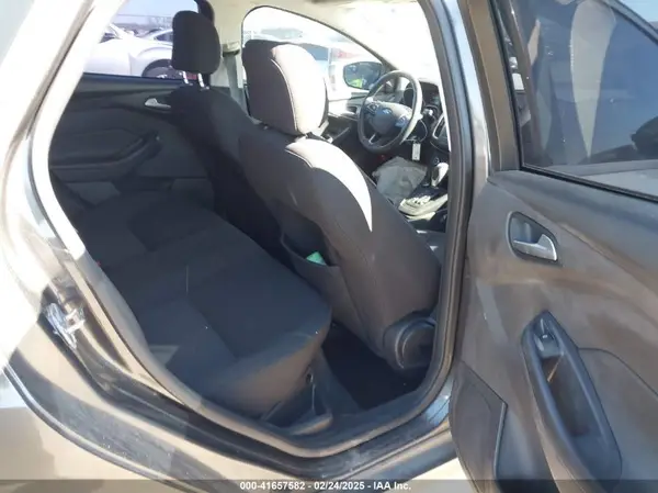 1FADP3F21GL262907 2016 FORD FOCUS - Image 8