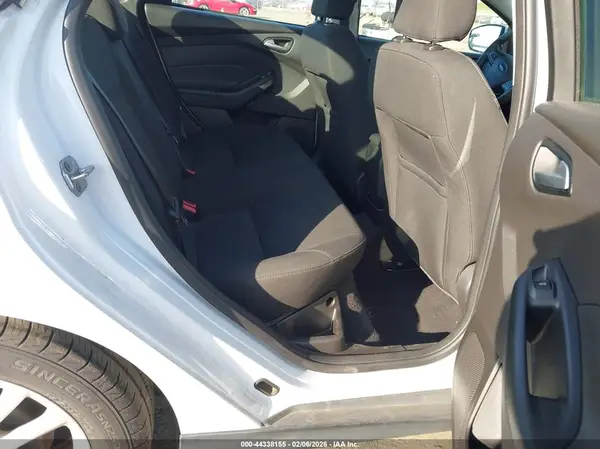 1FADP3F21GL268321 2016 FORD FOCUS - Image 8
