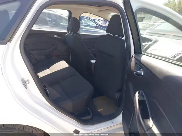 1FADP3F21GL273440 2016 FORD FOCUS - Image 8