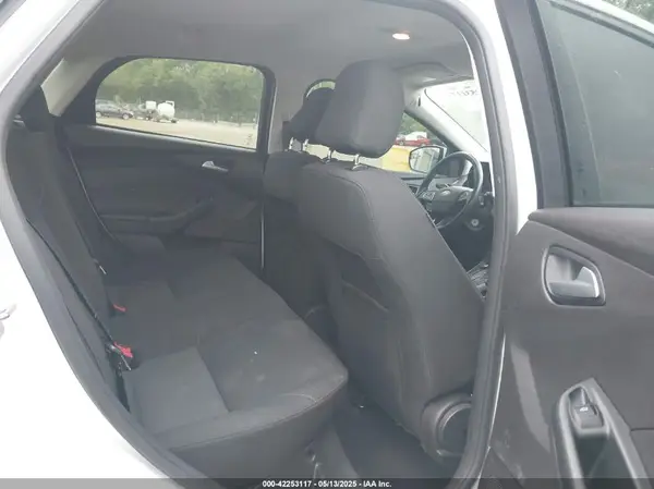 1FADP3F21GL288553 2016 FORD FOCUS - Image 8
