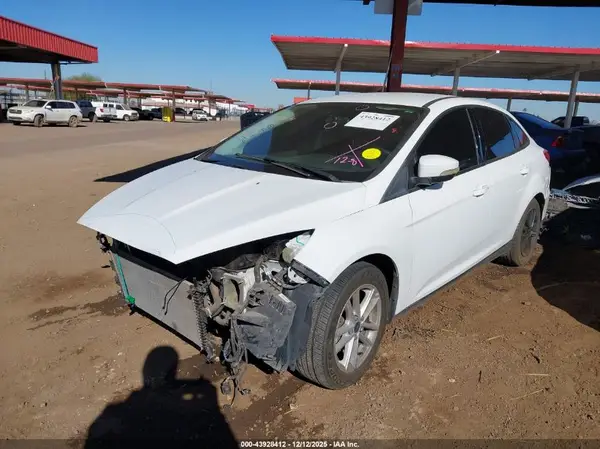 1FADP3F21GL289914 2016 FORD FOCUS - Image 2