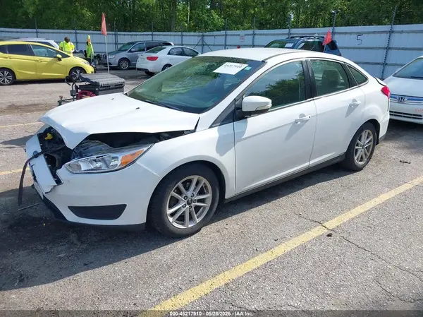 1FADP3F21GL294806 2016 FORD FOCUS - Image 2