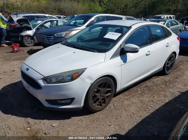 1FADP3F21GL299715 2016 FORD FOCUS - Image 2