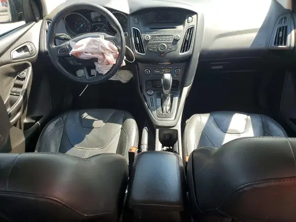1FADP3F21GL307487 2016 FORD FOCUS - Image 8