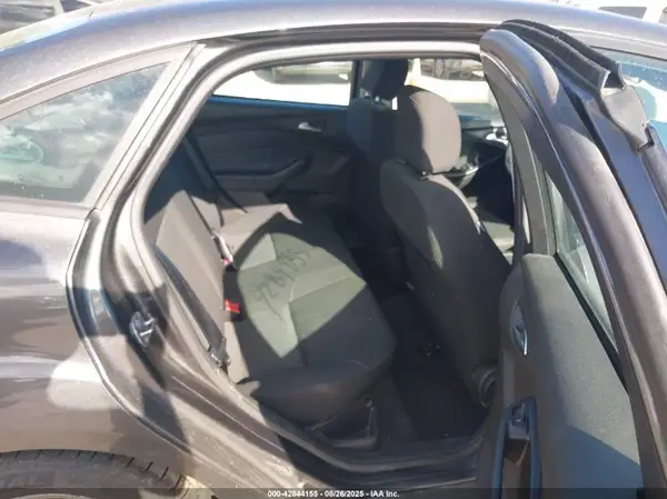 1FADP3F21GL334804 2016 FORD FOCUS - Image 8