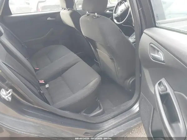 1FADP3F21GL335404 2016 FORD FOCUS - Image 8