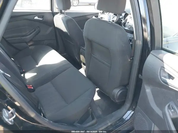 1FADP3F21GL363185 2016 FORD FOCUS - Image 8