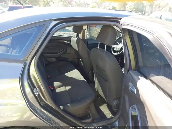 1FADP3F21GL368838 2016 FORD FOCUS - Image 8