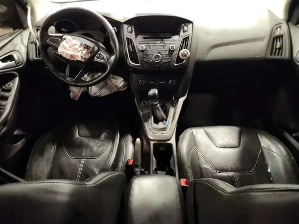 1FADP3F21GL378527 2016 FORD FOCUS - Image 8