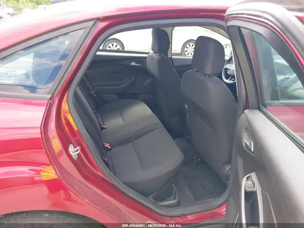 1FADP3F21GL397885 2016 FORD FOCUS - Image 8