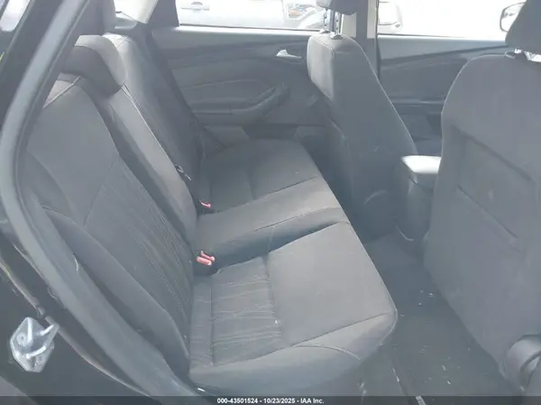 1FADP3F21GL401191 2016 FORD FOCUS - Image 8