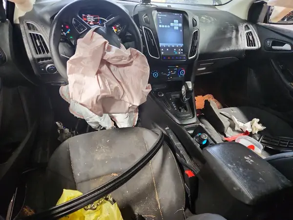 1FADP3F21GL402017 2016 FORD FOCUS - Image 8