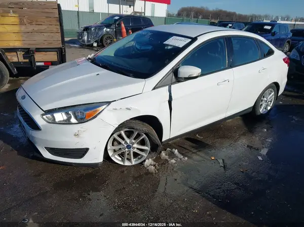 1FADP3F21GL402647 2016 FORD FOCUS - Image 2