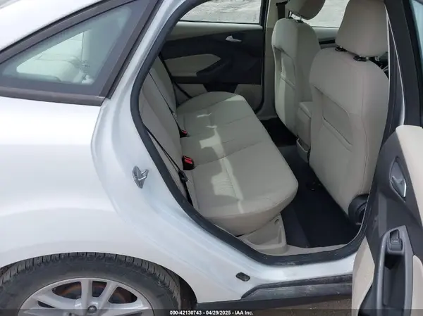 1FADP3F21GL403121 2016 FORD FOCUS - Image 8