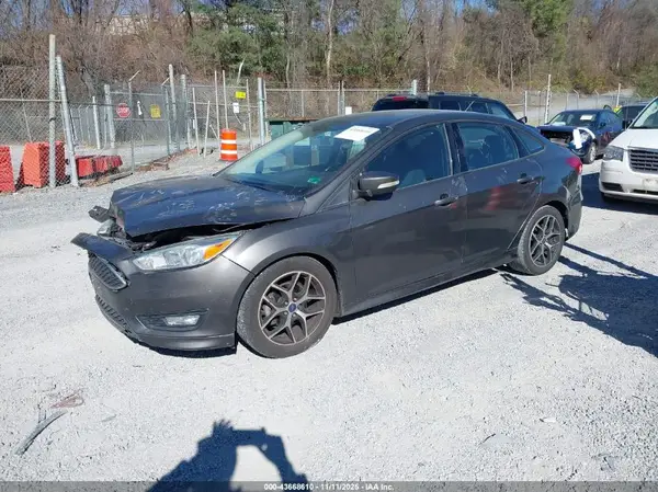 1FADP3F21GL403670 2016 FORD FOCUS - Image 2