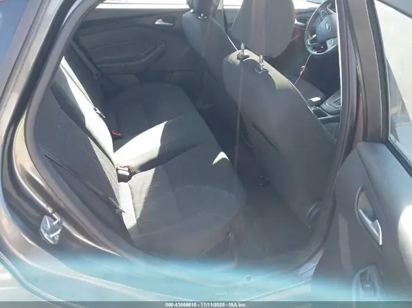 1FADP3F21GL403670 2016 FORD FOCUS - Image 8