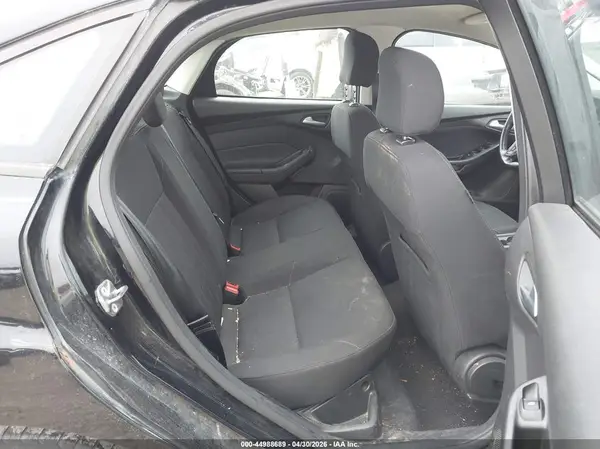 1FADP3F21GL404303 2016 FORD FOCUS - Image 8
