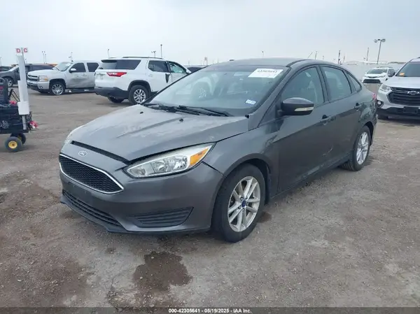1FADP3F21HL205009 2017 FORD FOCUS - Image 2