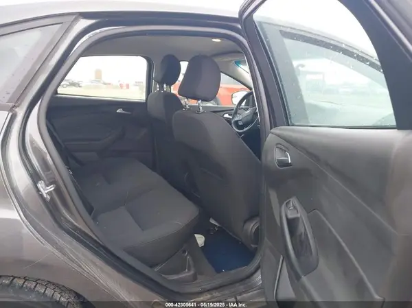 1FADP3F21HL205009 2017 FORD FOCUS - Image 8