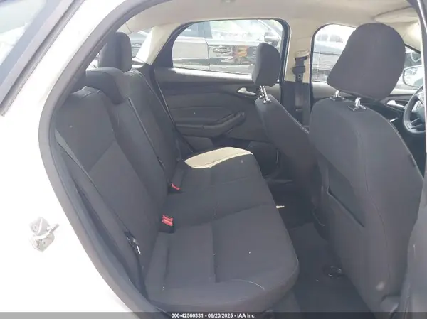 1FADP3F21HL217838 2017 FORD FOCUS - Image 8