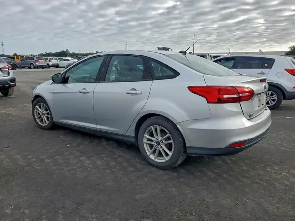 1FADP3F21HL221372 2017 FORD FOCUS - Image 2