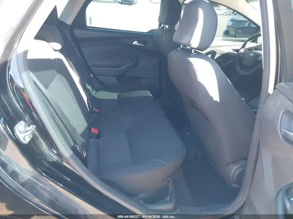 1FADP3F21HL245106 2017 FORD FOCUS - Image 8