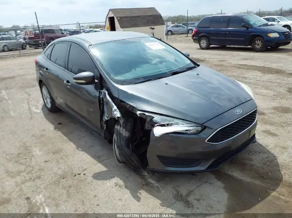 1FADP3F21HL270183 2017 FORD FOCUS - Image 1