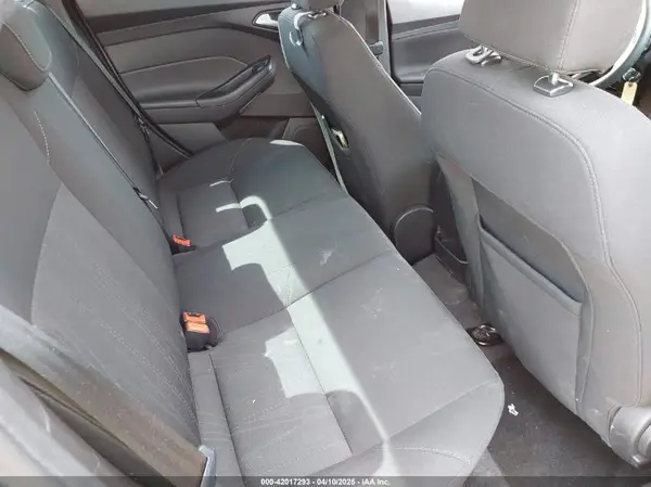 1FADP3F21HL270183 2017 FORD FOCUS - Image 8