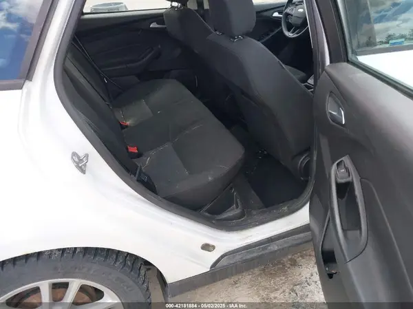 1FADP3F21HL289767 2017 FORD FOCUS - Image 8