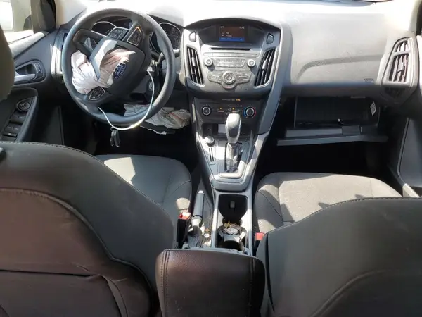 1FADP3F21HL295889 2017 FORD FOCUS - Image 8