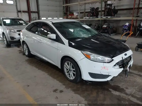 1FADP3F21HL303635 2017 FORD FOCUS - Image 1