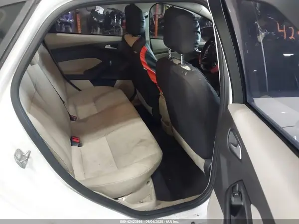 1FADP3F21HL303635 2017 FORD FOCUS - Image 8