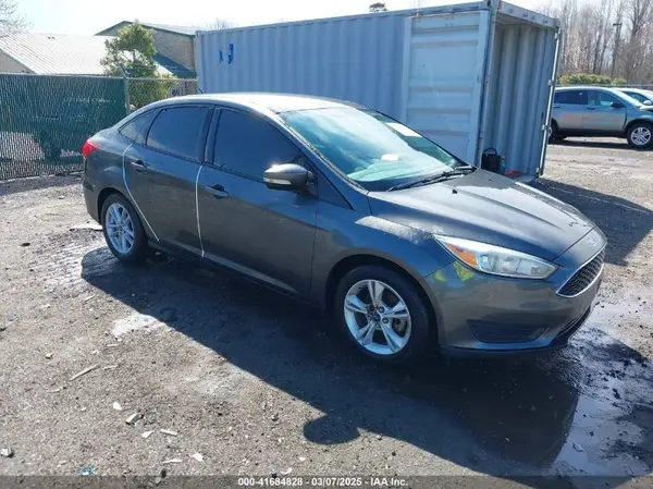 1FADP3F21HL315106 2017 FORD FOCUS - Image 1