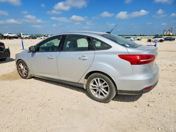 1FADP3F21HL320189 2017 FORD FOCUS - Image 2