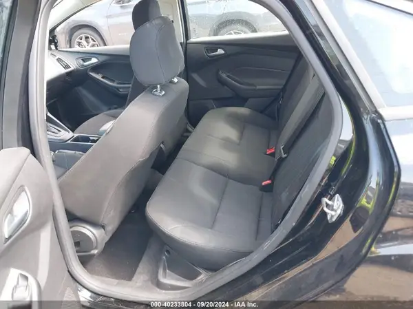 1FADP3F21HL340703 2017 FORD FOCUS - Image 8