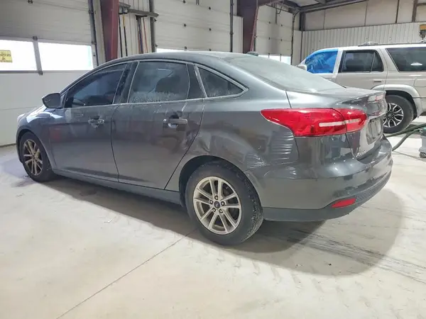 1FADP3F21JL202407 2018 FORD FOCUS - Image 2