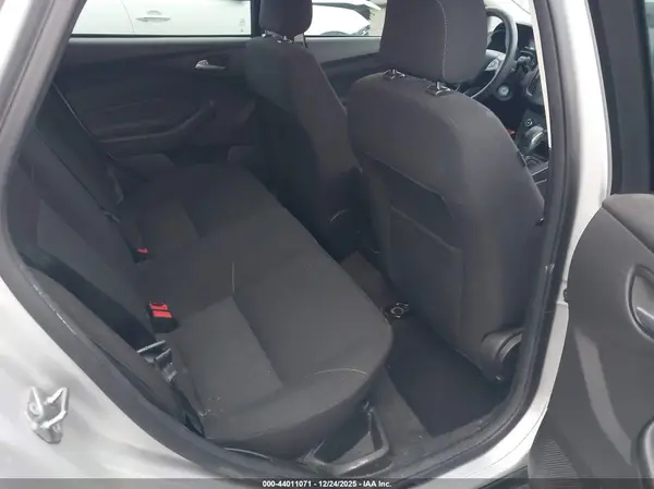1FADP3F21JL205405 2018 FORD FOCUS - Image 8