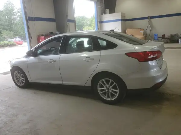 1FADP3F21JL209602 2018 FORD FOCUS - Image 2