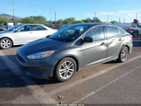 1FADP3F21JL213732 2018 FORD FOCUS - Image 2