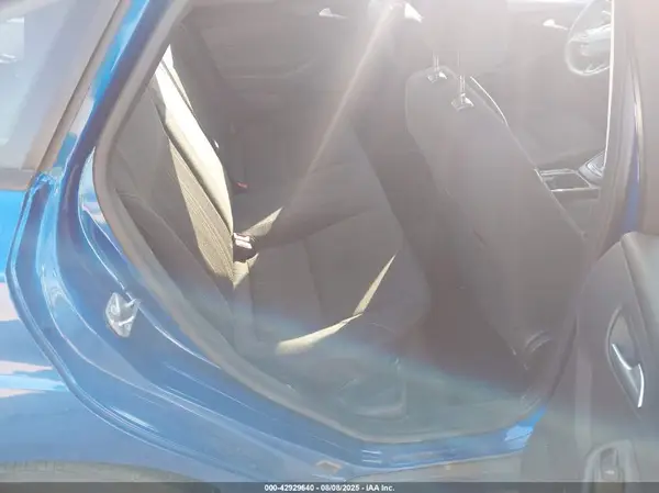 1FADP3F21JL215948 2018 FORD FOCUS - Image 8