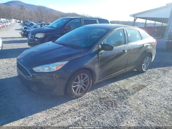 1FADP3F21JL242924 2018 FORD FOCUS - Image 2