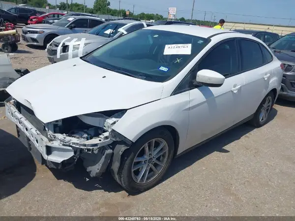 1FADP3F21JL246522 2018 FORD FOCUS - Image 2